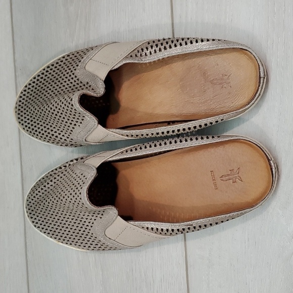 Frye Womens Melanie Perf Leather Loafer Mules shoes sz 6.5M - Picture 6 of 13